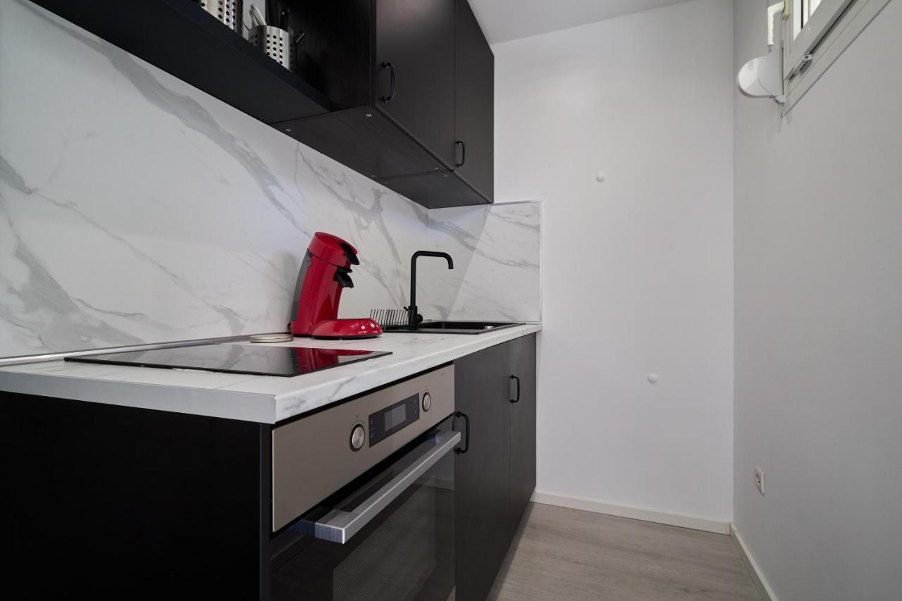Le Colonel - Terrasse Parking Gratuit Apartment Reims Ngoại thất bức ảnh